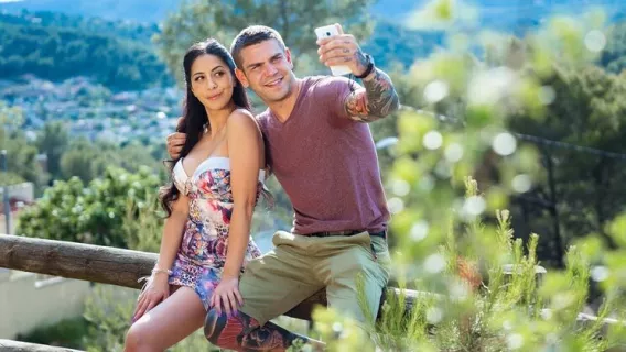 ⁣Loved Up Couple Outdoor Sunset Sex ※ Julia De Lucia, Juan Lucho ※ Dane Jones 