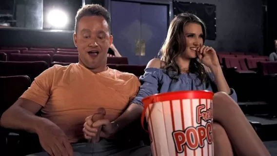 Public Sucking Feature Presentation ※ Ashley Lane, Van Wylde ※ Brazzers 