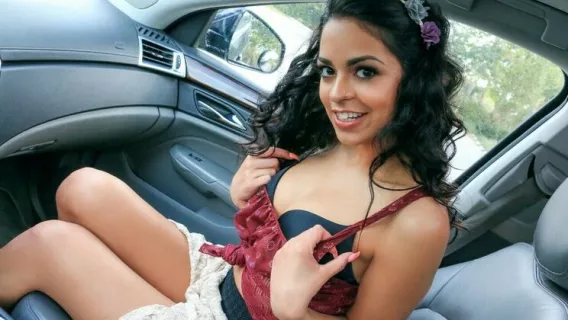 ⁣Hippie Latina Loves Wood ※ Vienna Black, Tony Rubino ※ Stranded Teens 