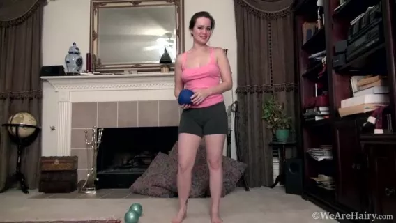 Melissa XoXo - Kelly Morgan Gets Fit And Strips Naked Afterwards ※ Melissa XoXo ※ We Are Hairy 