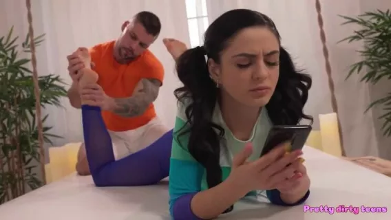 ⁣Mia Trejsi - Te*** Gently Fucked On Massage Bed ※ Mia Trejsi ※ Pretty Dirty Teens 