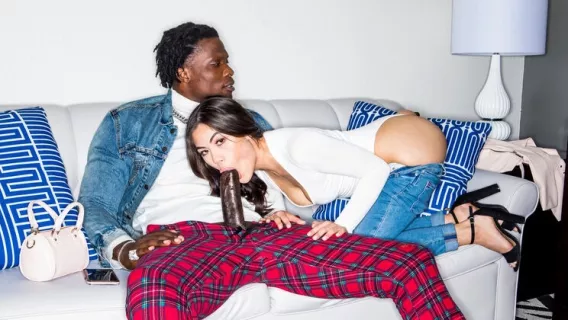 ⁣To Fuck A Stranger ※ Louie Smalls, Kendra Spade ※ BLACKED RAW 