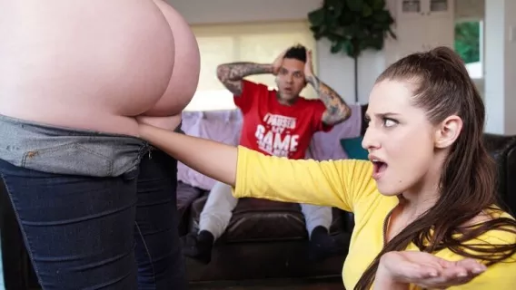 ⁣Horny Cosplay Cutie Fists Gorgeous Ginger Goddess ※ Abigaiil Morris, Aubree Valentine, Small Hands ※ Brazzers 