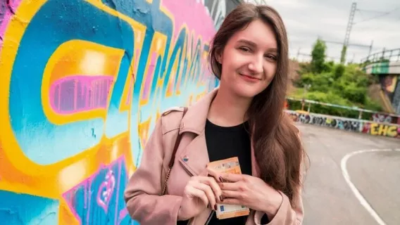 ⁣Student With Appetite For Cock ※ Martin Gun, Alisa Horakova ※ Public Agent 