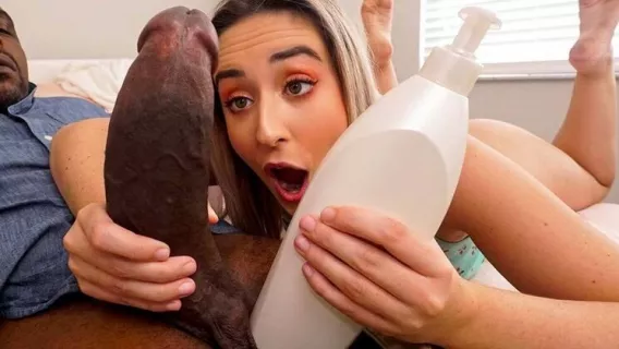 Stretching Out Brookies Pussy ※ Brickzilla, Brookie Blair ※ Bangbros Clips 