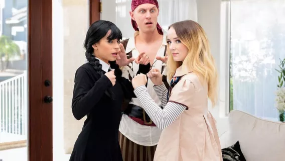 Megan Vs Wednesday - S31:E3 ※ Aria Valencia, Maria Kazi, Alex Mack ※ My Family Pies 