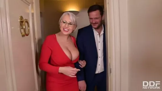 ⁣Wild Group Sex For Valentines Day - Angel Wicky And Sofia Rae ※ Sofia Rae, Angel Wicky ※ DDF Network 