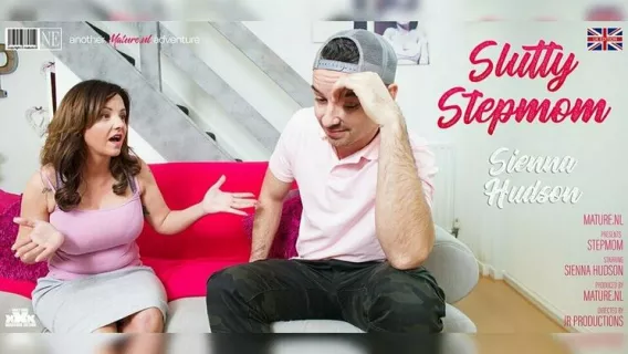 Slutty Stepmom Sienna Hudson Gets Banged By Her Stepson ※ Ricky Stone, Sienna Hudson (EU) ※ Mature.nl 