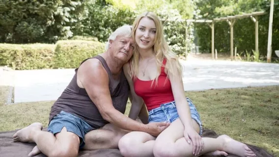 ⁣Young Student For Old Yogin ※ Amaris, Hugo S ※ Oldje 