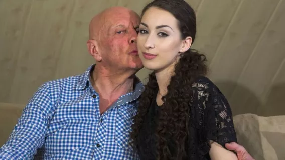 ⁣Getting The Job Back ※ Layla Bentho, Hugo ※ Oldje 