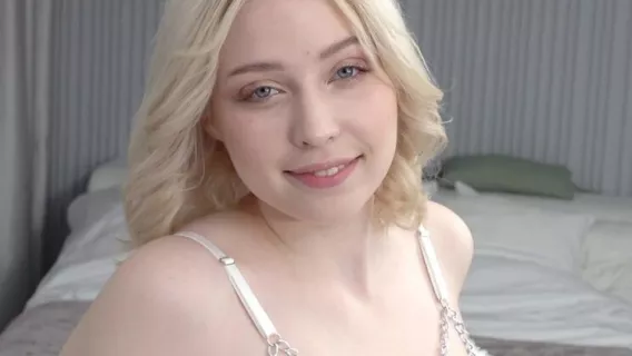 ⁣Kira Viburn Tastes A Big Black Cock For The First Time 0% Pussy ATM BBC Rough Sex Facefuck Cum In Mouth EKS052 ※ Kira Viburn, Romeo Fist ※ Erika Korti Studio 