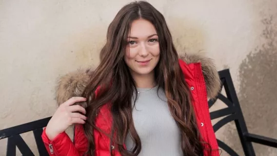 ⁣Quick Fuck Before My BF Gets Back ※ Erik Everhard, Martin Gun, Isabella De Laa ※ Public Agent 