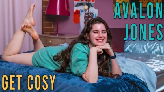 ⁣Avalon Jones - Get Cosy ※ Avalon Jones ※ Girls Out West 