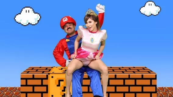 ⁣Super Mario Porno . Esmeralda Duarte And Kari Cachonda ※ Esmeralda Duarte, Kari Cachonda ※ SEXMEX 