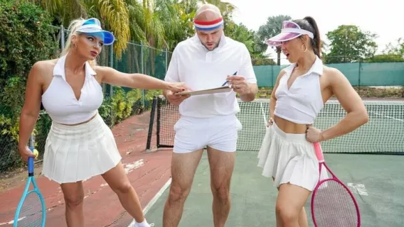 ⁣Playing Doubles ※ Jmac, Kelsi Monroe, Phoenix Marie ※ Brazzers 