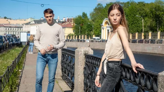 ⁣A Couch Fuck With My Boyfriend ※ Lia Li***, Broek ※ Team Skeet X Series 