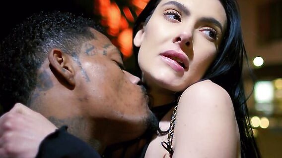 Ebony cums in the ass of a white chick 