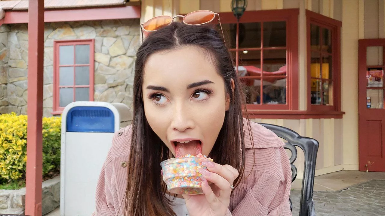 Flashing At The Theme Park 