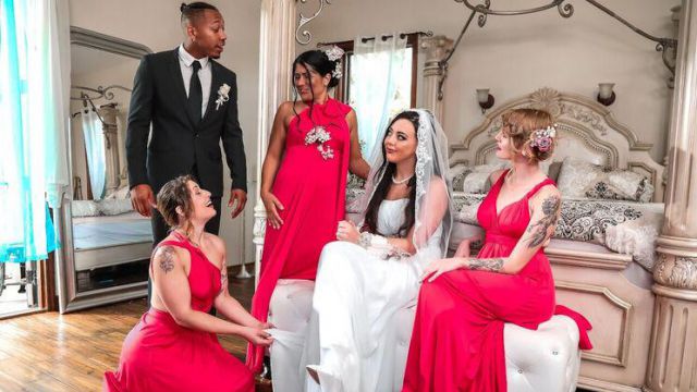 ⁣Angelic Bride To Anal Angel 