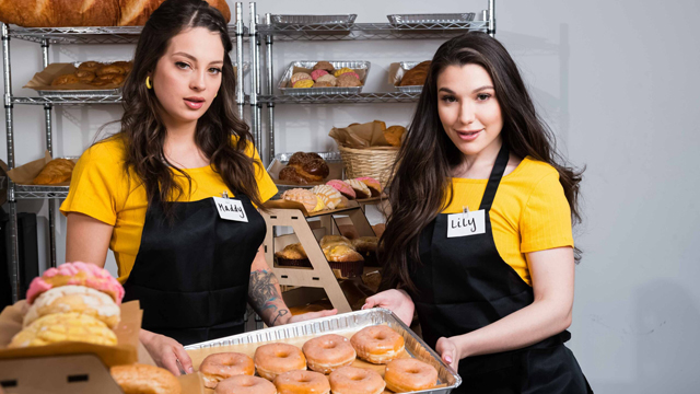 ⁣Biz Up Front, Party In the Back 