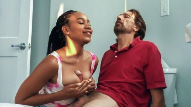 ⁣Spy Gets Sneaky Ride 