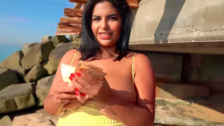 He spotted a busty latina with a lush ass for debauchery 
