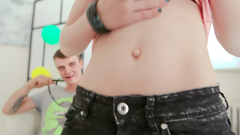 ⁣Petite Wife Takes It Anally 