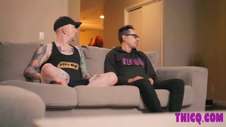 ⁣Sara Star Fucks Her Boyfriends Best Friend Right Behind His Back 