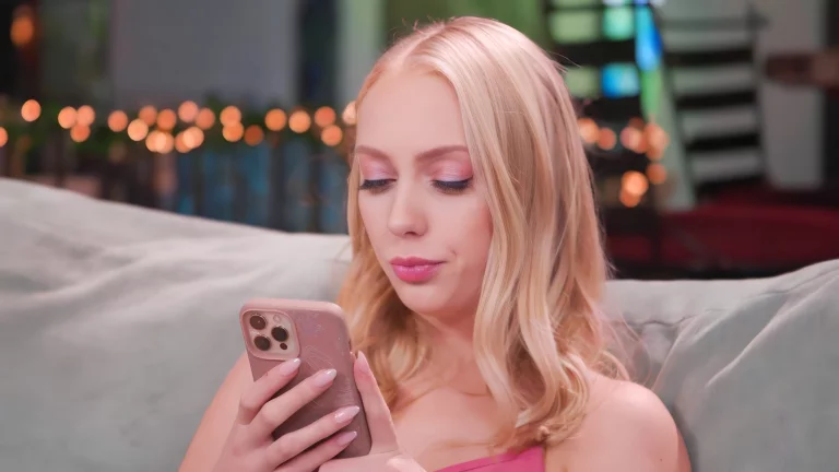 Donny Sins Fucks Her Stunning Girlfriend 