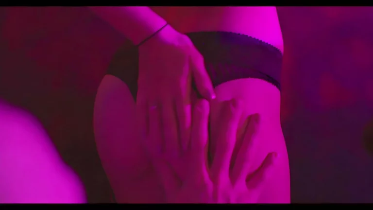 ⁣Sexy Brunettes Use Toys Together, Make Out And Finger Each Other 