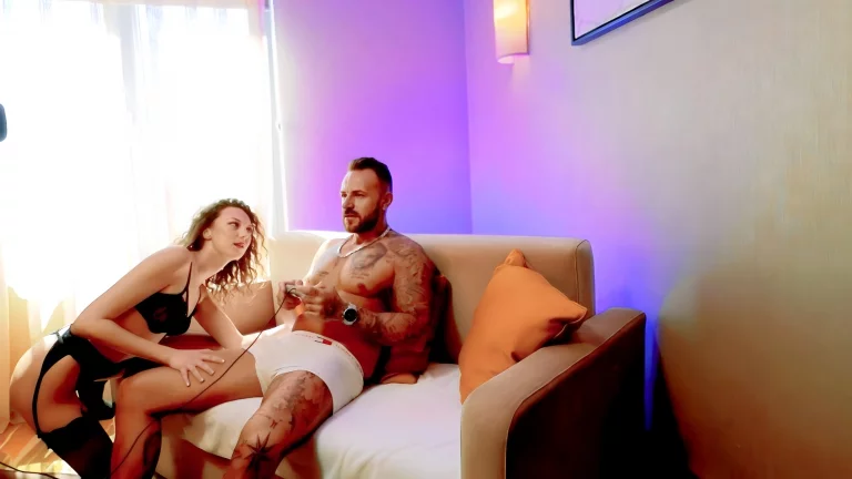 ⁣Taking A Break From The Game To Fuck A Hot Girlfriend 