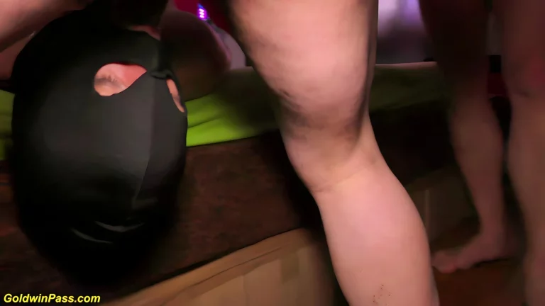 Gundula Pervers 