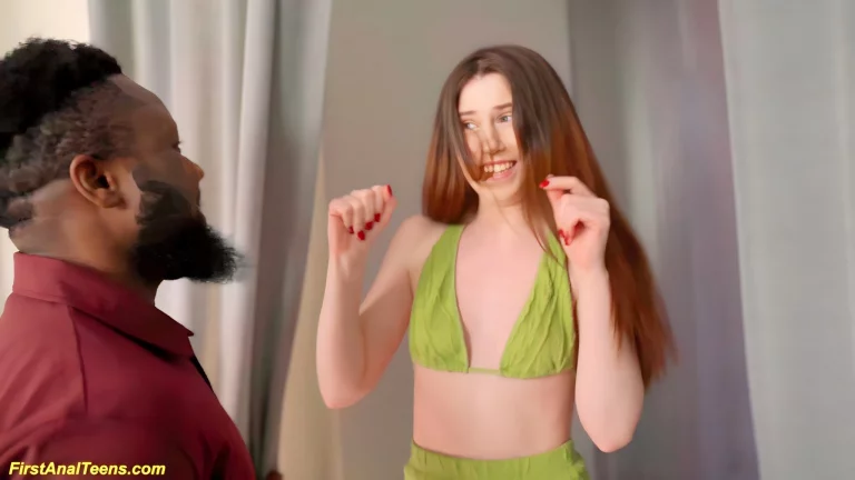 ⁣Hot Pearl Her First Interracial Anal Sex 