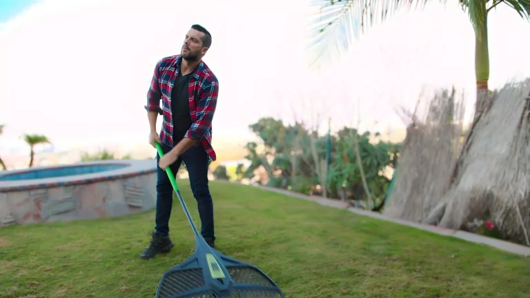 ⁣Sexually Frustrated MILF Katie Finally Gets Fucked By The Gardener She Fantasizes About 
