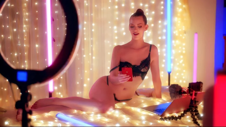 ⁣In The Bedroom With Erin Everheart And Mick Blue 